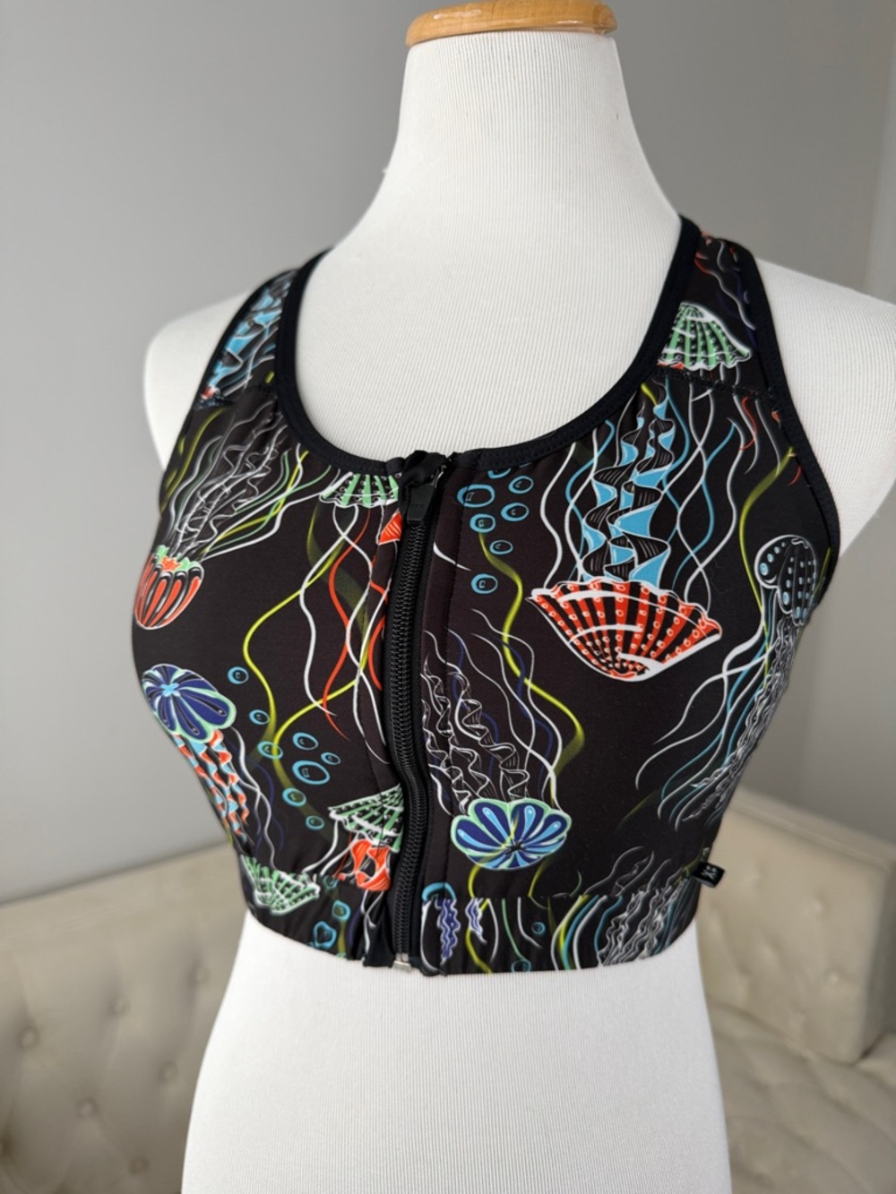 TomboyX Black Zip-Front Sports Bra with Colorful Jellyfish Print L